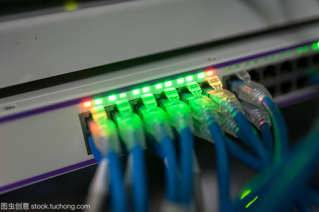 核心交换机 网络空间的“交通枢纽”与智能指挥中心